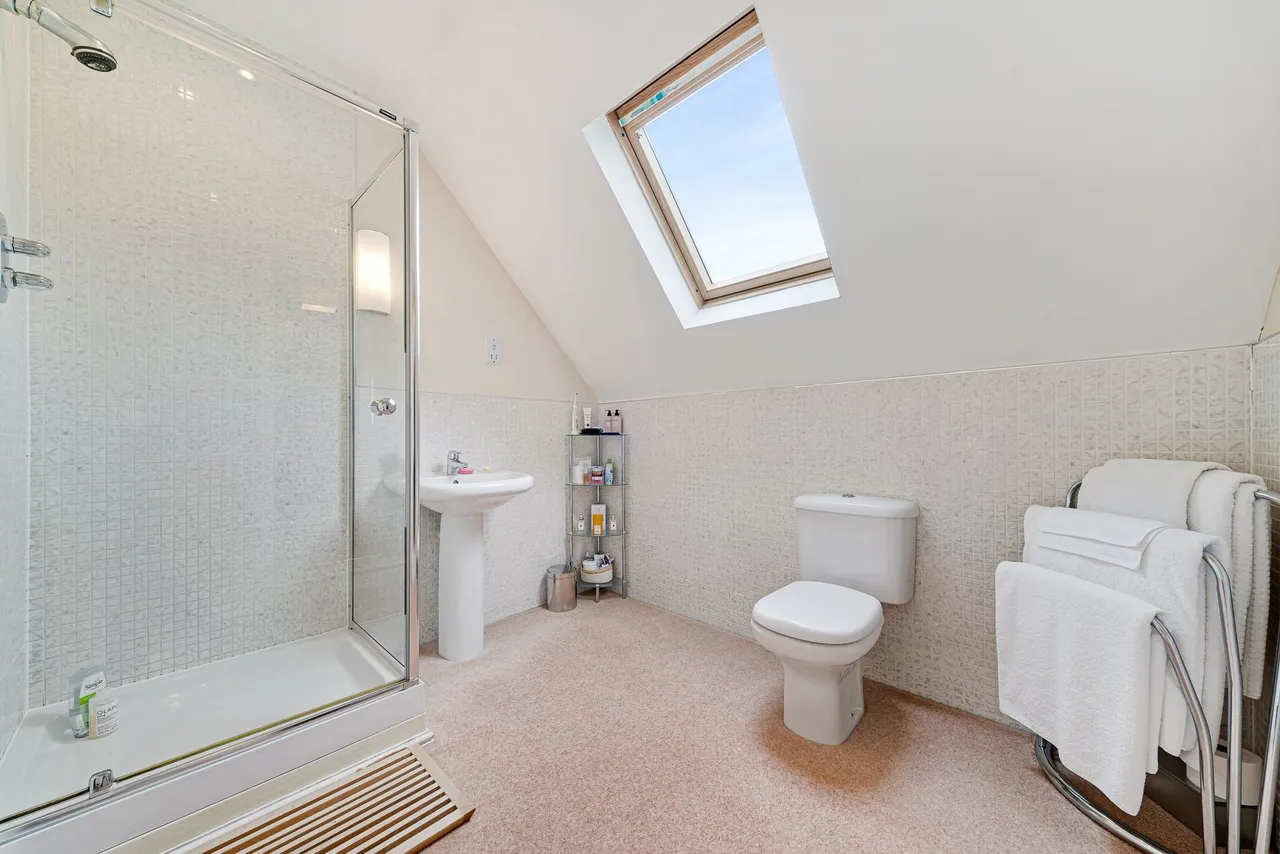 Lindisfarne Court, Widnes, WA8 5AH, photo 25