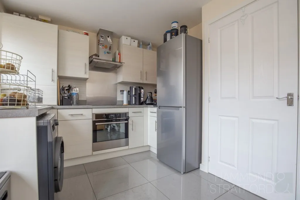 Miller Close, Hethersett, photo 2
