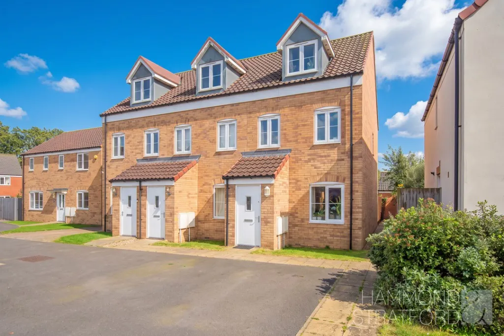 3 bed house for sale, Miller Close, Hethersett
