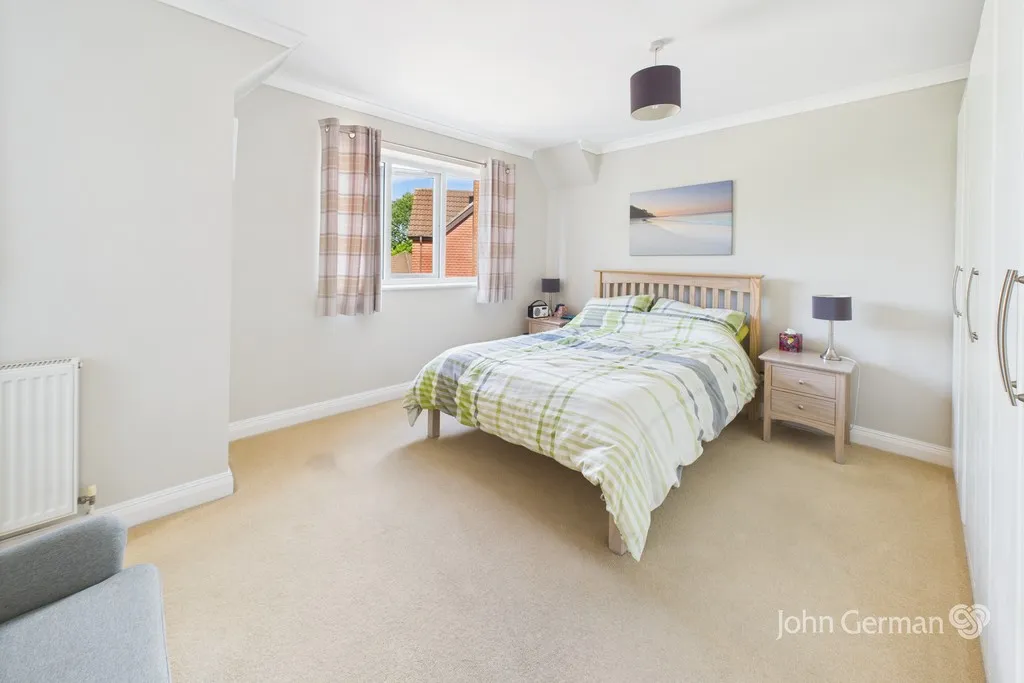 Honeysuckle Way, Loughborough, photo 10