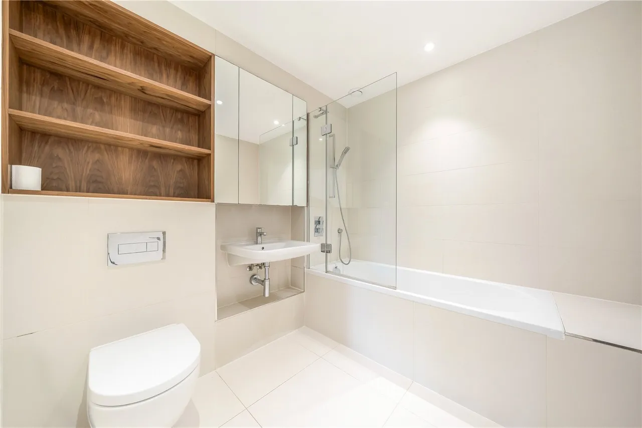 Handley Drive, Kidbrooke Village, London, SE3 9BW, photo 9