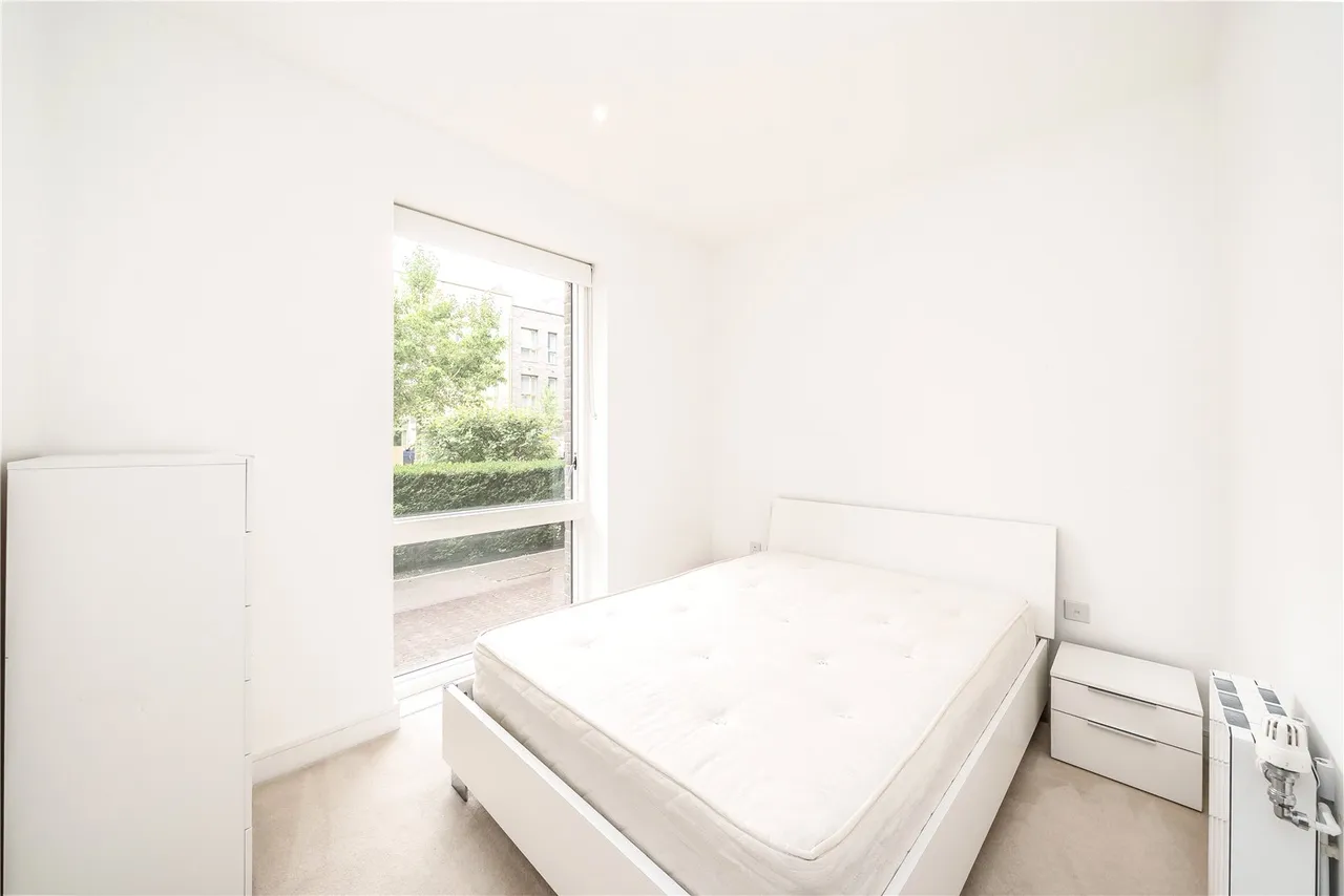 Handley Drive, Kidbrooke Village, London, SE3 9BW, photo 6