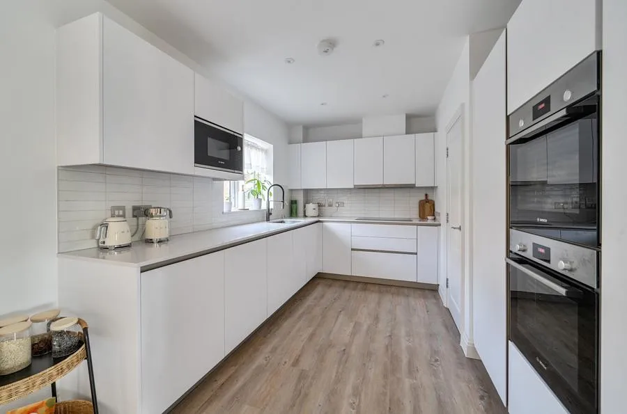 Woodward Lane, Warfield, RG42, photo 5