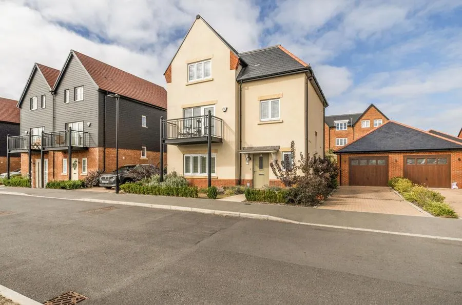 Woodward Lane, Warfield, RG42, photo 22