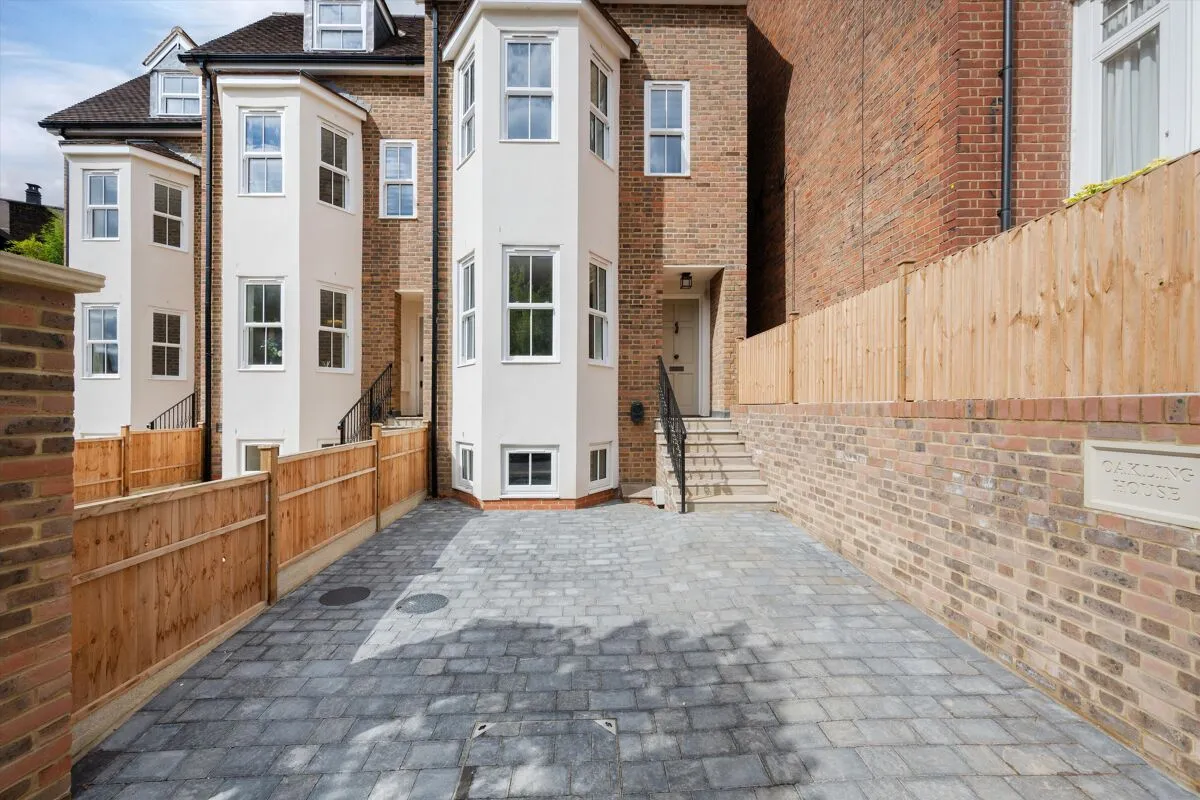 Platts Lane, London, NW3, photo 32
