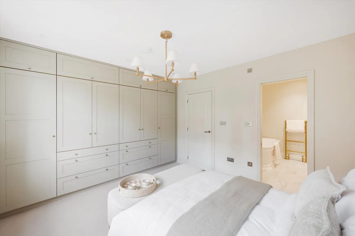 Platts Lane, London, NW3, photo 17