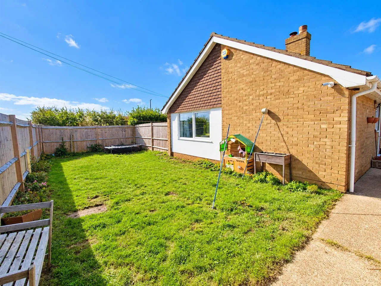 Lea Road, Peacehaven, photo 11