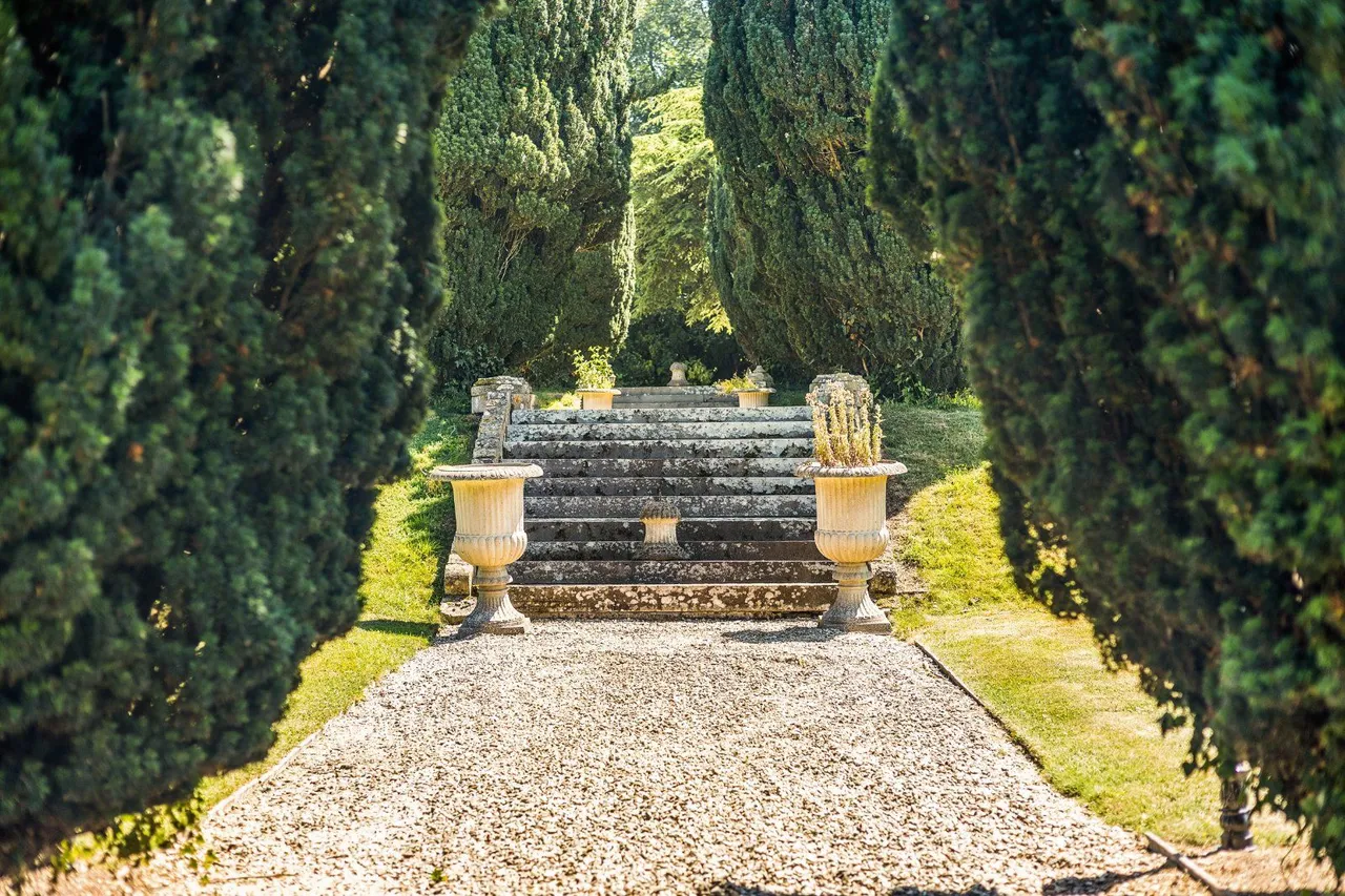 Burton Hill, Malmesbury, Wiltshire, SN16 0EL, photo 6