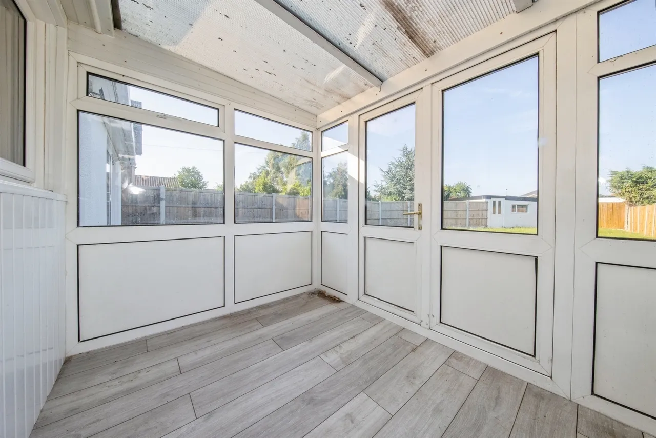 Weeley Road, Little Clacton, CO16, photo 6