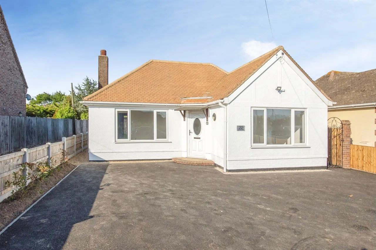 Weeley Road, Little Clacton, CO16, photo 11