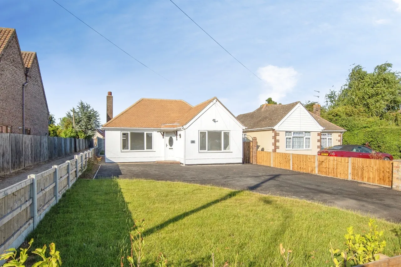 Weeley Road, Little Clacton, CO16, photo 15