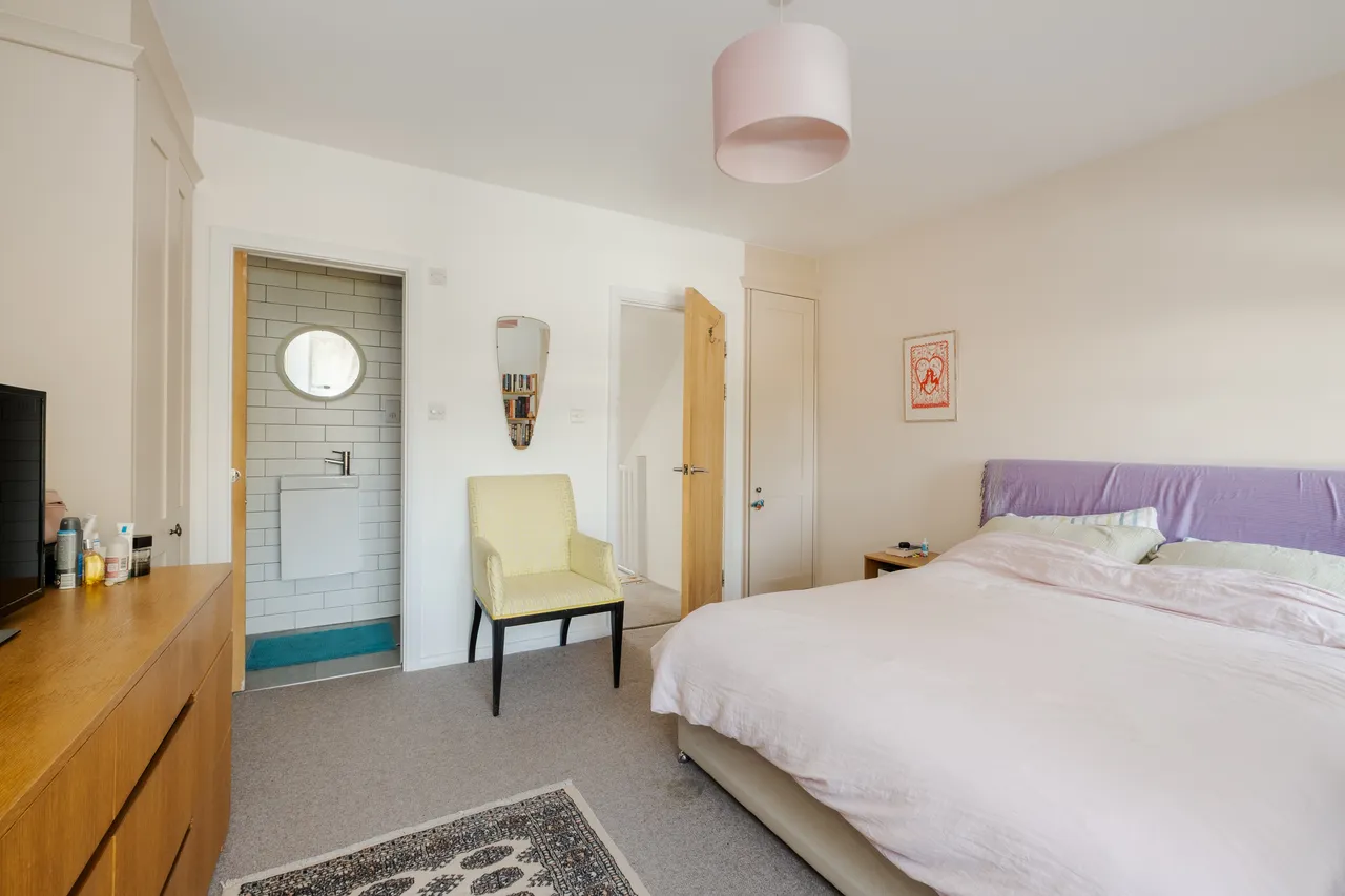 Hamilton Road, London, N2, photo 12