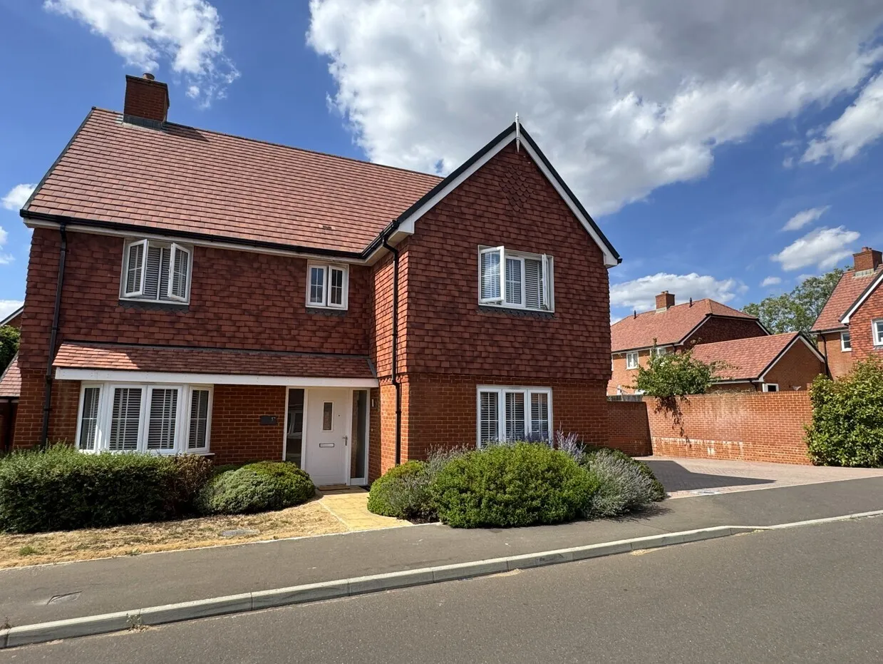 Hawthorn Way, Hellingly, BN27, photo 3