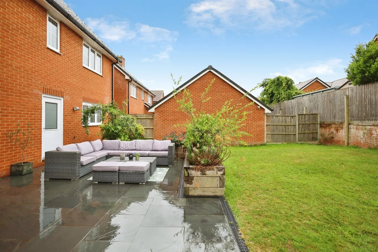 Hawthorn Way, Hellingly, BN27, photo 21