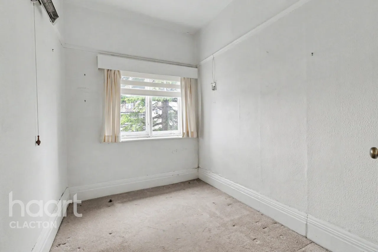 Holland Road, Clacton-On-Sea, CO15, photo 12