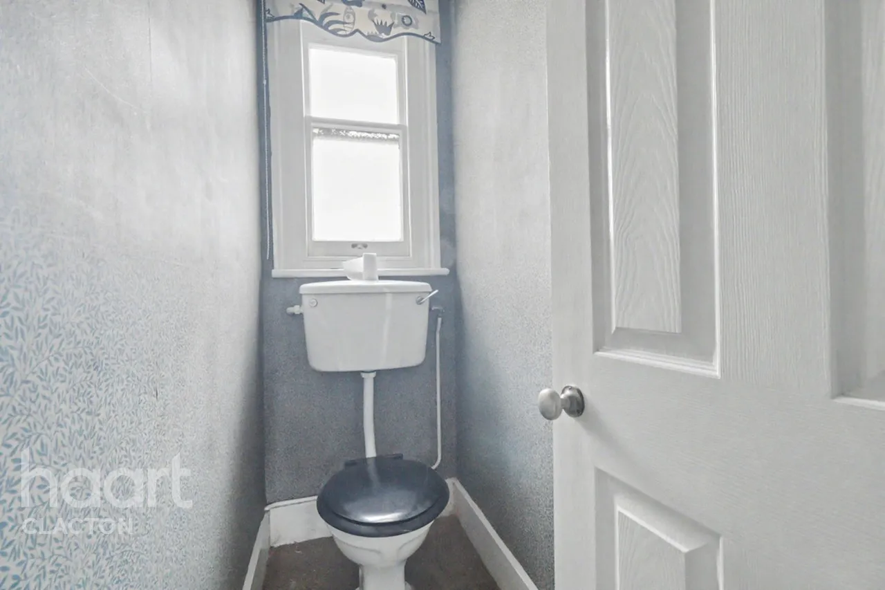 Holland Road, Clacton-On-Sea, CO15, photo 14