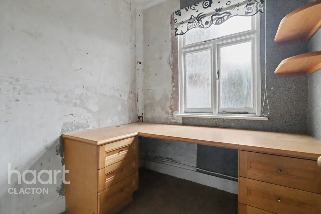 Holland Road, Clacton-On-Sea, CO15, photo 13