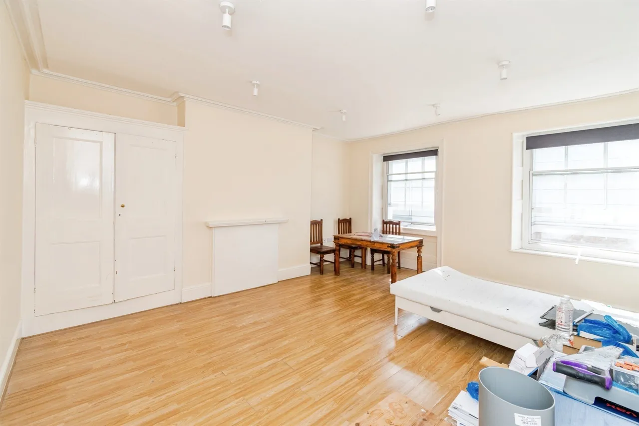 2 bed flat for sale — Portland Terrace, Southampton