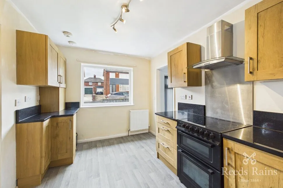 Lyndale Grove, Normanton, WF6, photo 4
