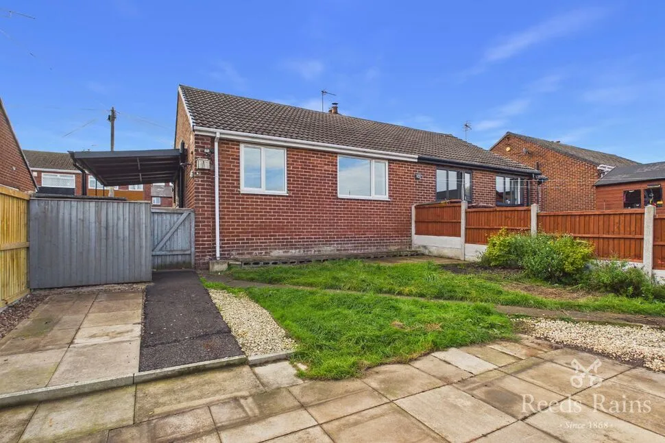 Lyndale Grove, Normanton, WF6, photo 13