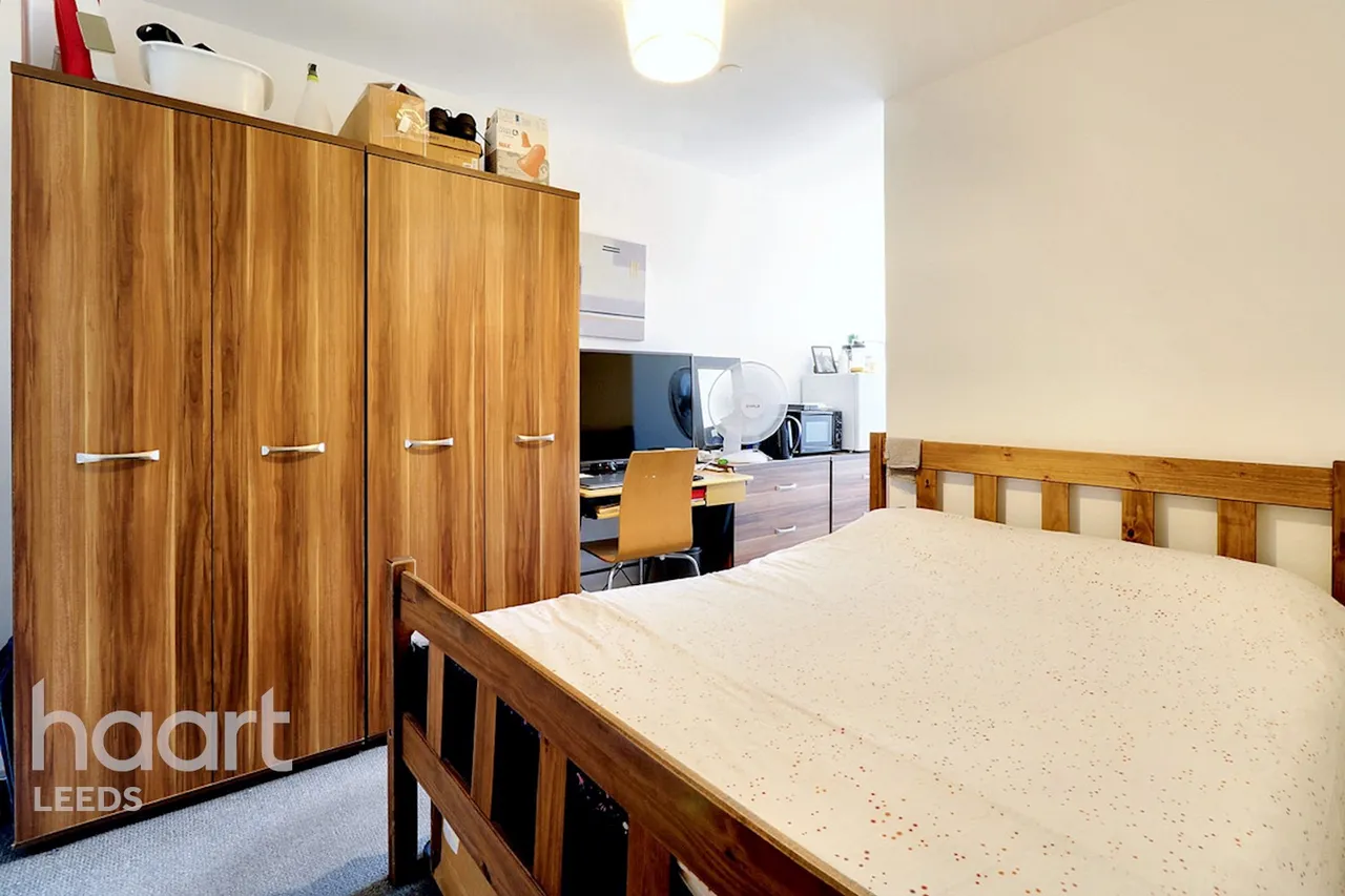Cross Green Lane, Leeds, LS9, photo 11