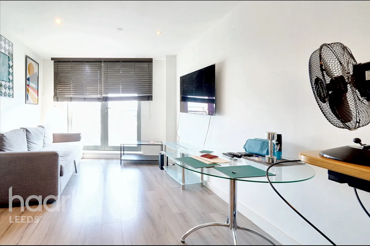 Cross Green Lane, Leeds, LS9, photo 2