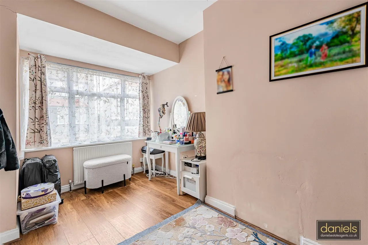 Rugby Avenue, Wembley, HA0, photo 2