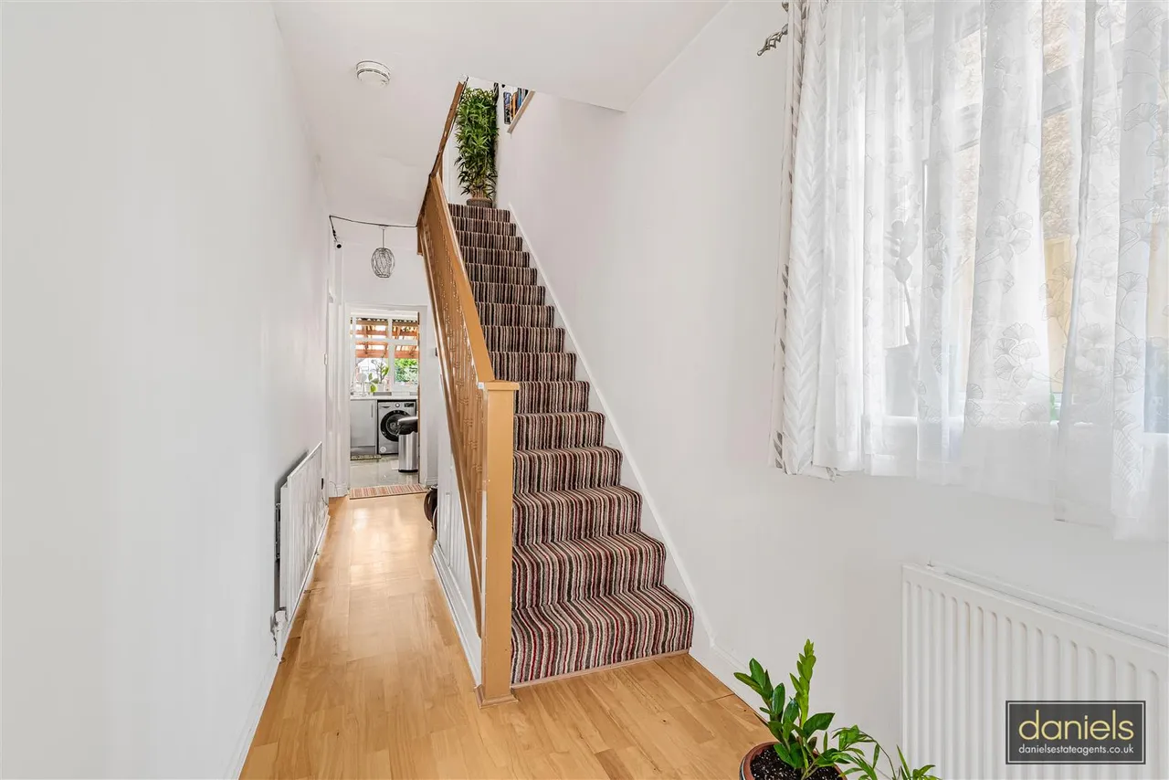 Rugby Avenue, Wembley, HA0, photo 5