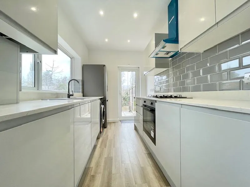 Gloucester Road, London E17 6AF, photo 3