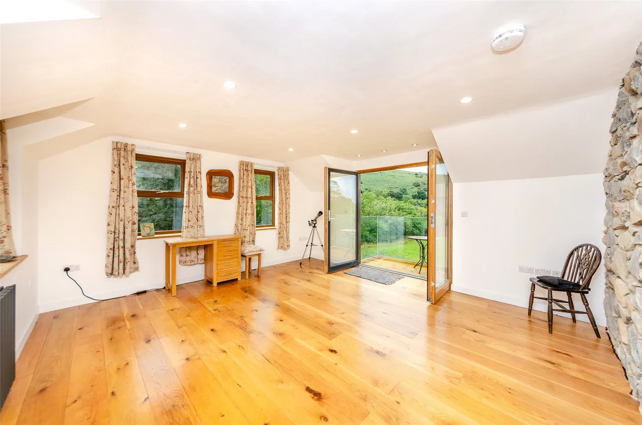Valley Road, Llanfairfechan, LL33, photo 5