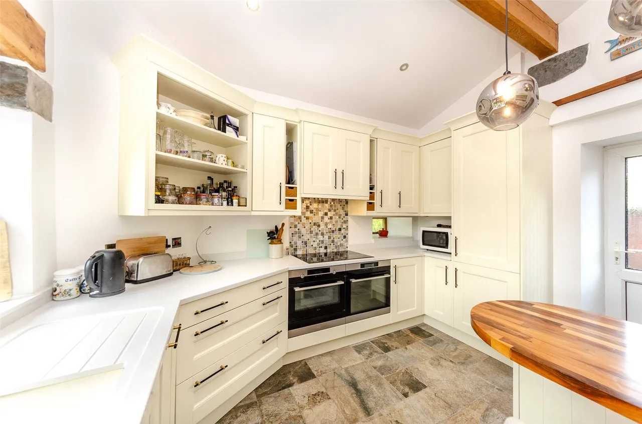 Valley Road, Llanfairfechan, LL33, photo 4