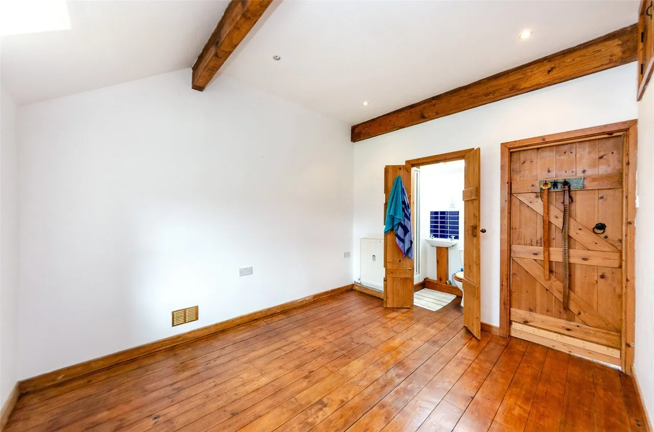 Valley Road, Llanfairfechan, LL33, photo 9