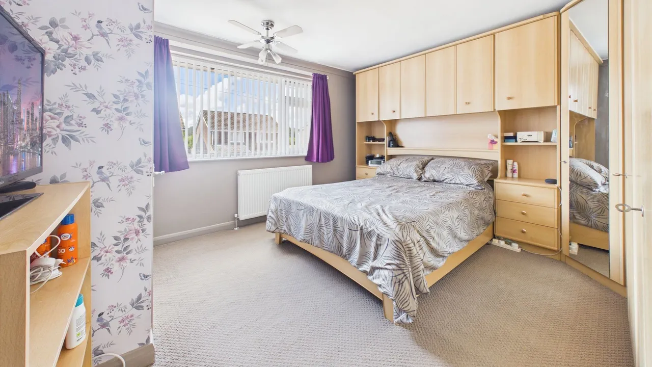 Fir Avenue, Bourne, PE10, photo 8