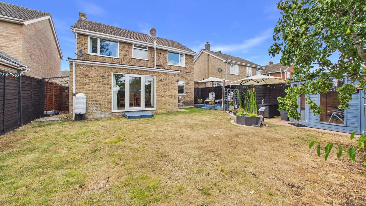 Fir Avenue, Bourne, PE10, photo 30