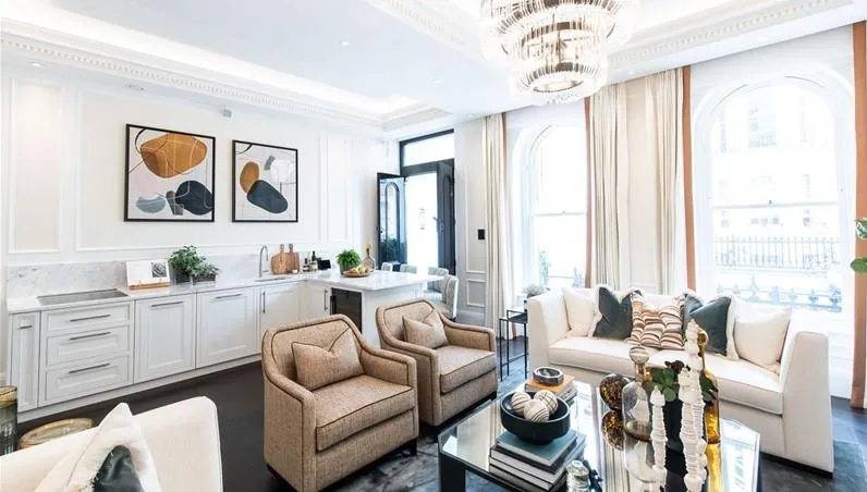 2 bed property to rent, Prince Of Wales Terrace, London