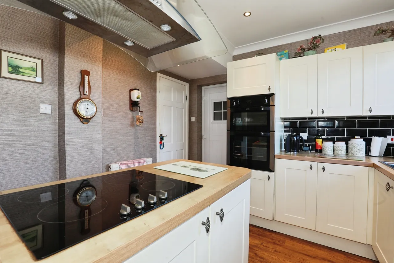 Broughton Road, Crewe, photo 9