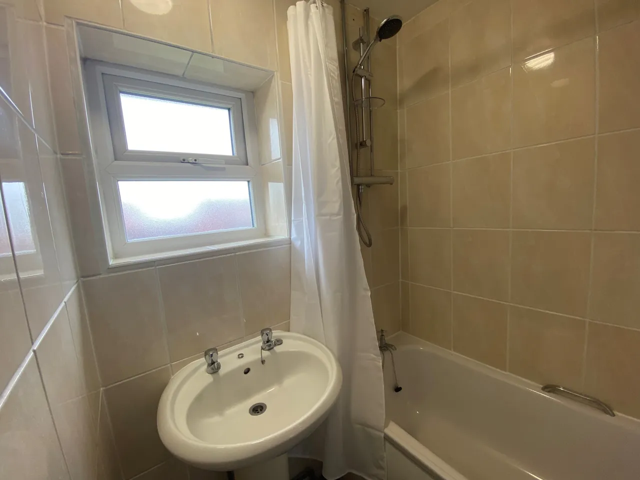 Shearman Avenue, Rotherham, S61, photo 7