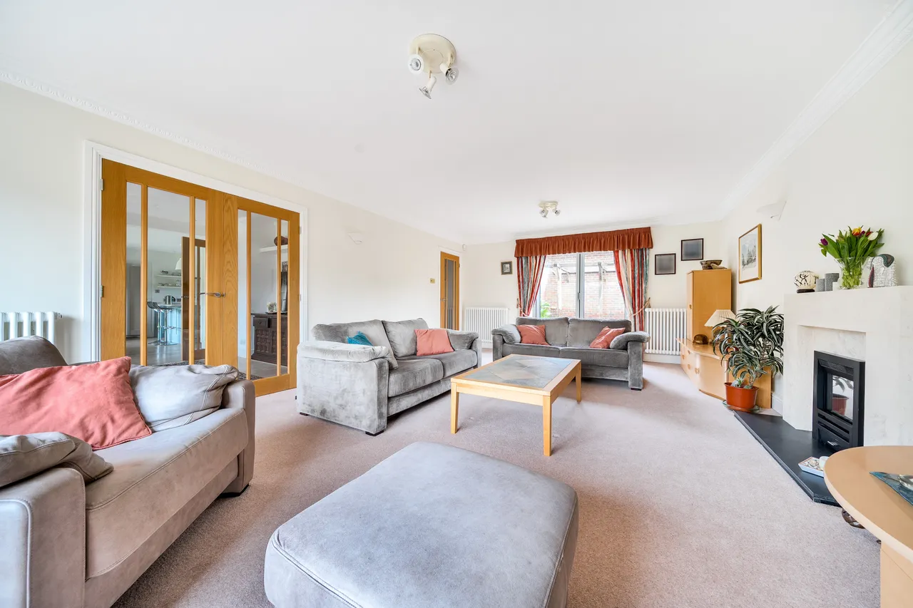 Hethersett Close, Reigate, RH2, photo 3