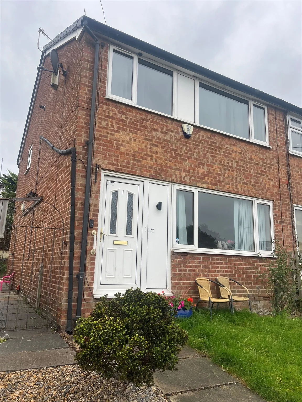 3 bed house for sale — Broad Lane Close, Bramley, LEEDS