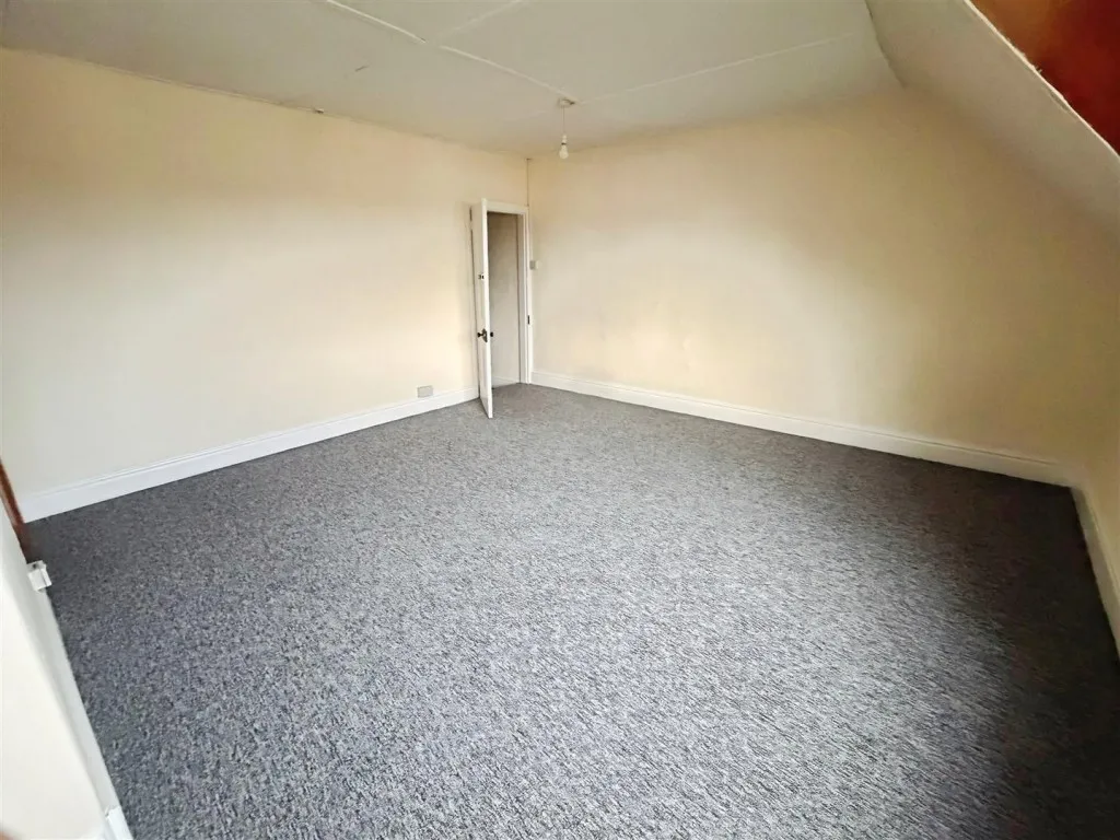 Station Road, Desborough, photo 5