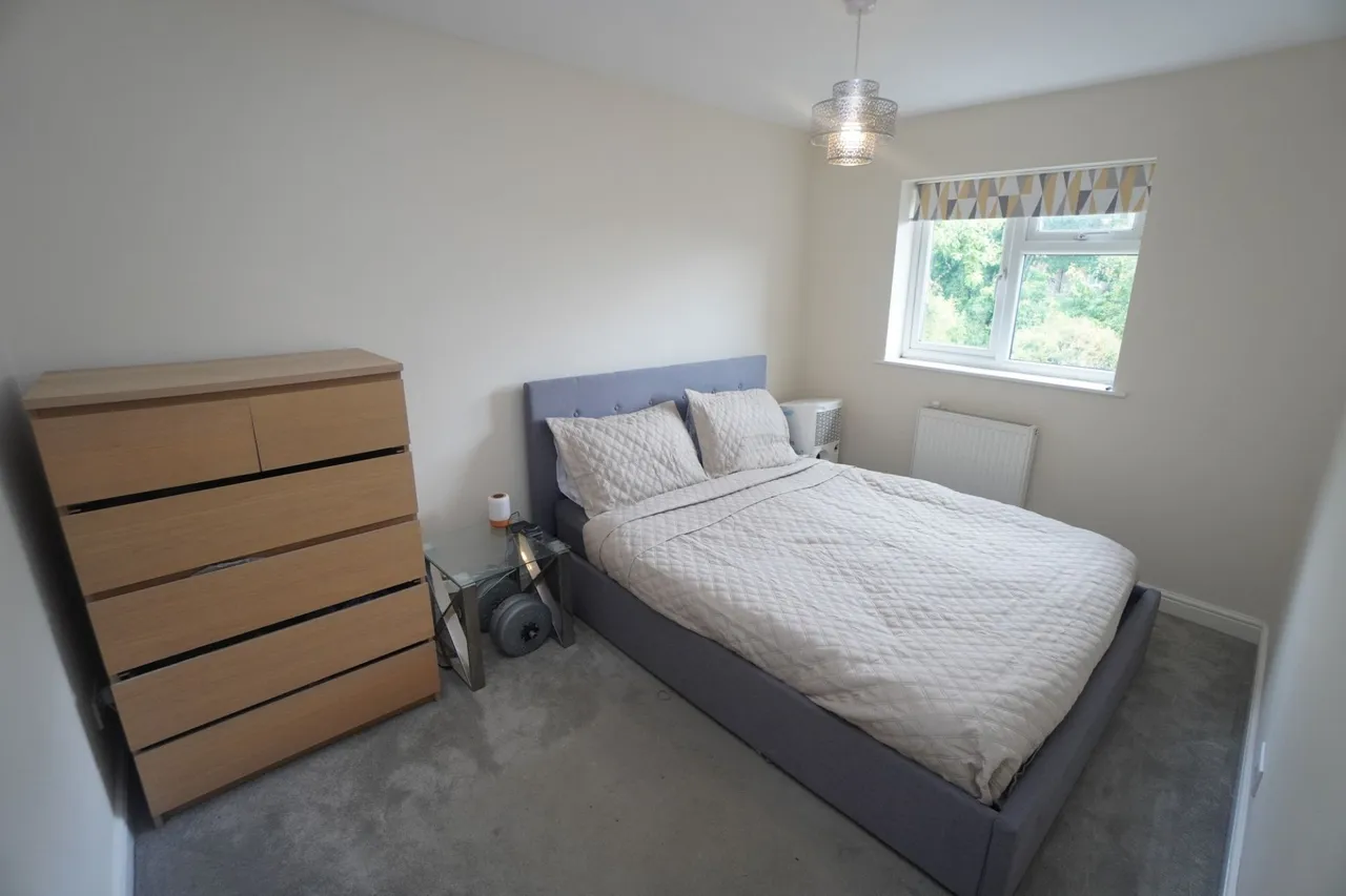 Nicholas Gardens, High Wycombe, HP13, photo 6