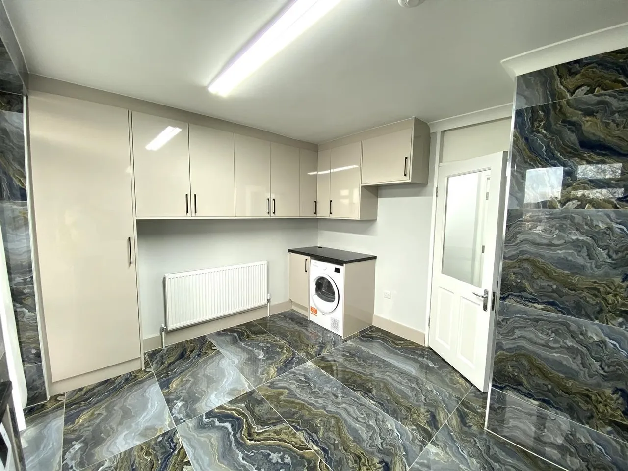 Norwood Close, Southall, photo 7