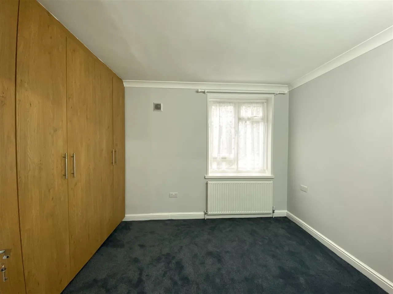 Norwood Close, Southall, photo 6