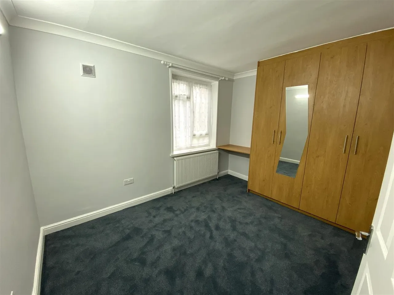 Norwood Close, Southall, photo 9