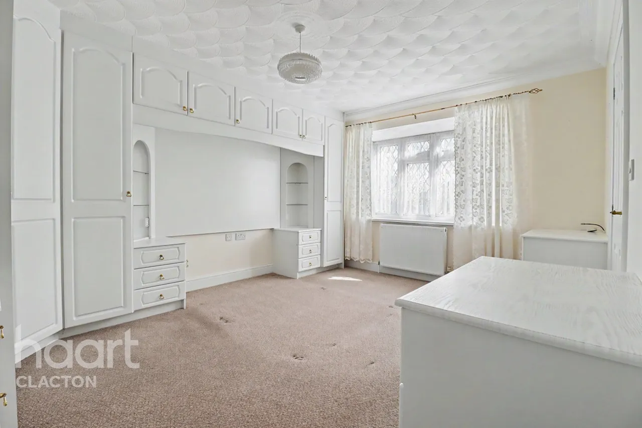 St Johns Gardens, Clacton-On-Sea, CO15, photo 7