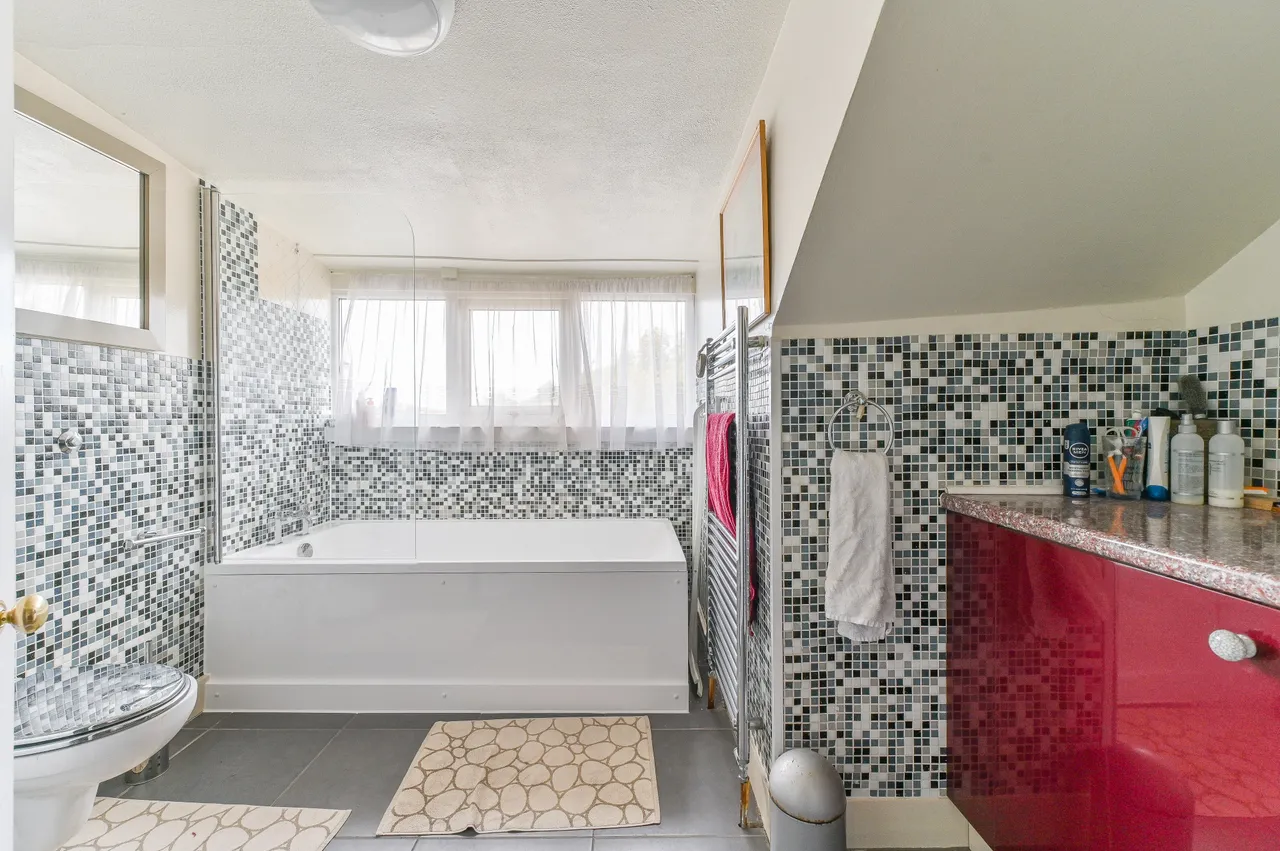 Thornton Heath, CR7, photo 13