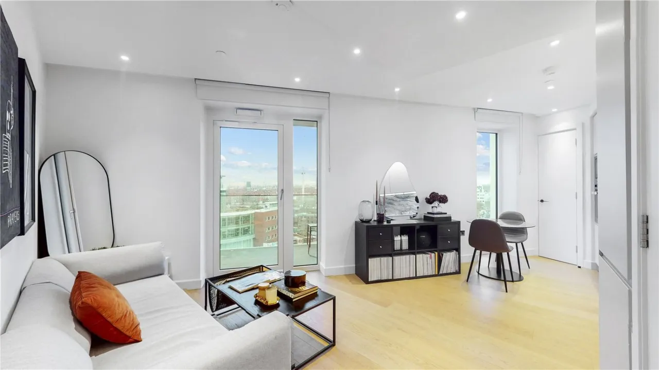 Fountain Park Way, White City, W12, photo 5