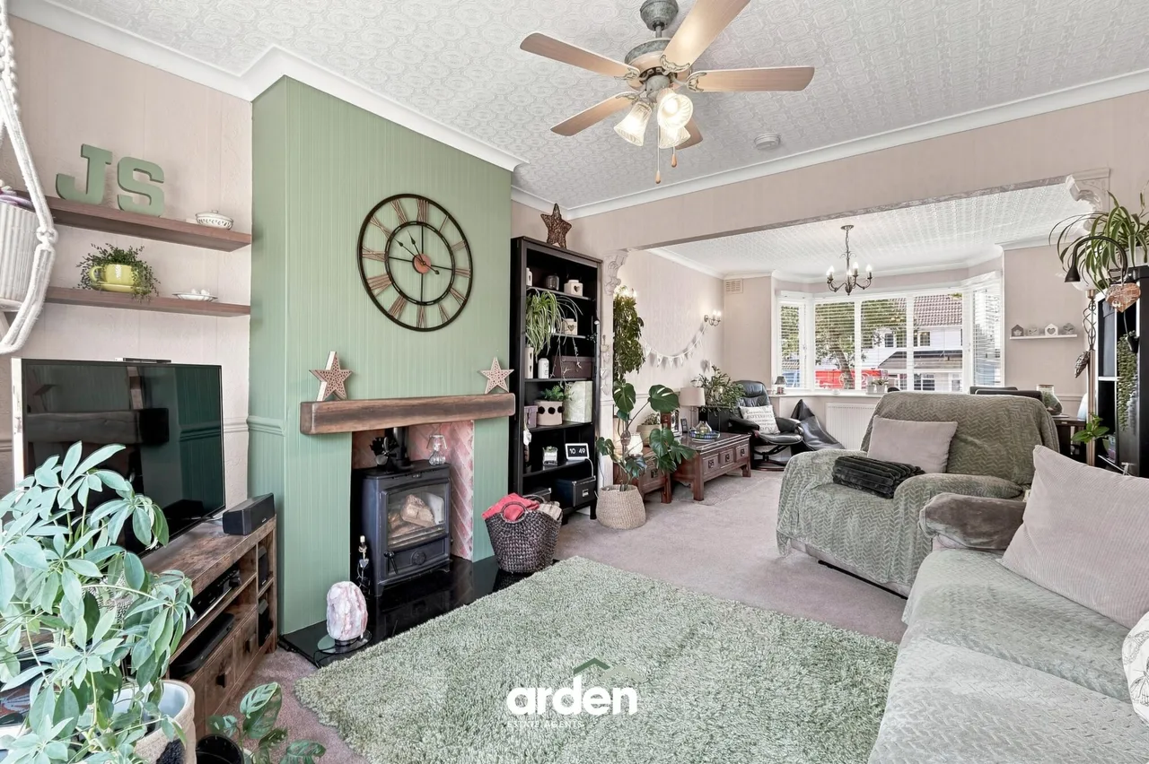 Windmill Avenue, Rednal, B45, photo 2