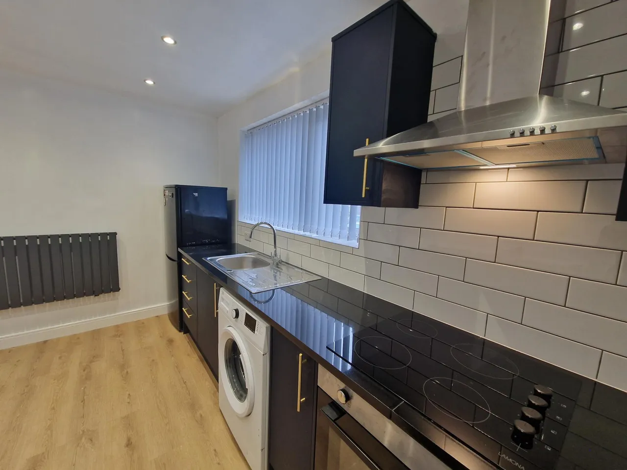 Hazel Road, KNOTTINGLEY, photo 3
