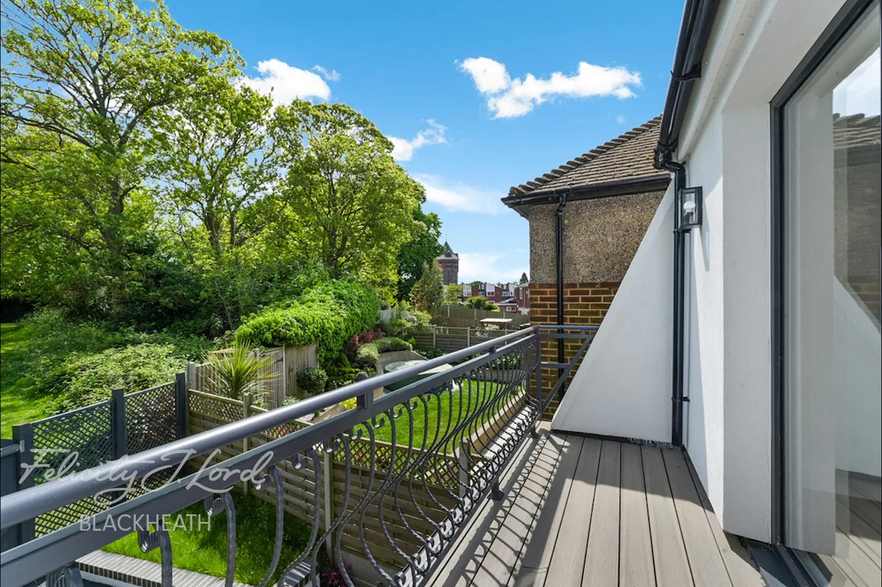 Cleanthus Road, London, photo 24